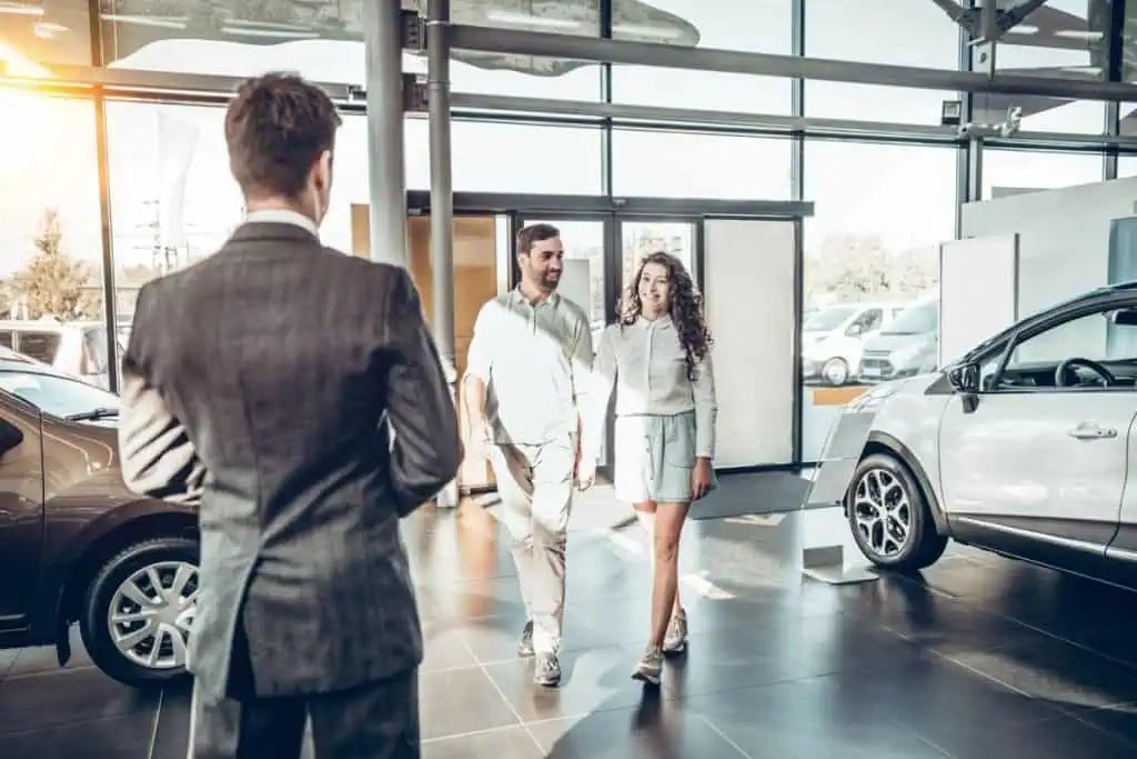 Kako koristiti auto oglasnik za brzu prodaju vozila?