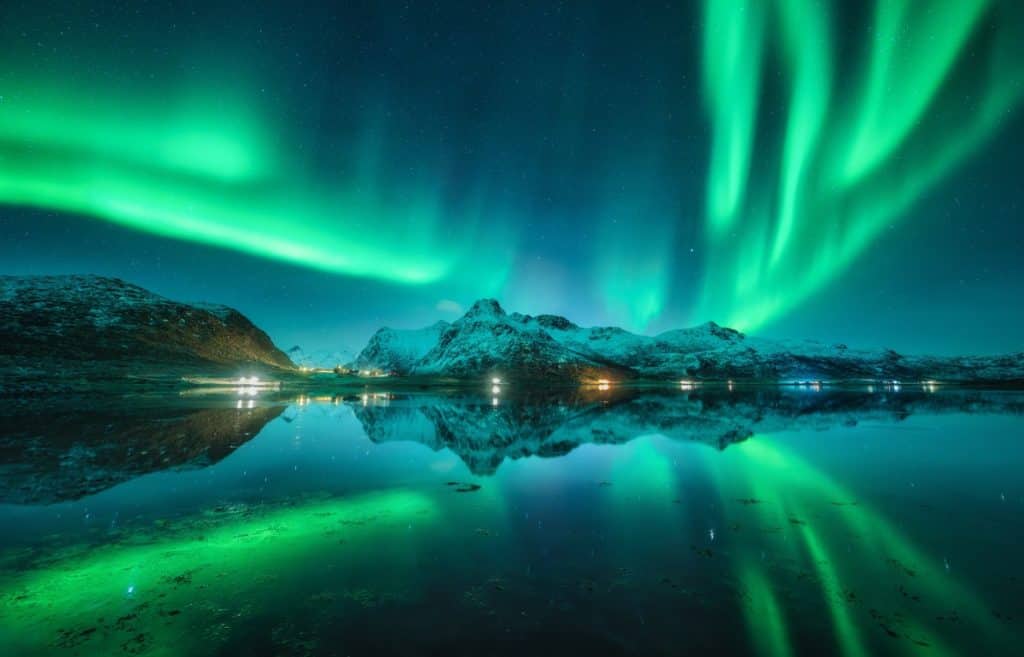 Kako nastaje aurora borealis – polarno svjetlo Kako nastaje aurora borealis – polarno svjetlo